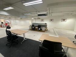 Hsbc Building (D1), Office #506922051